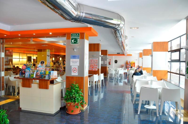 Hotel Cuco بينايدورم المظهر الخارجي الصورة