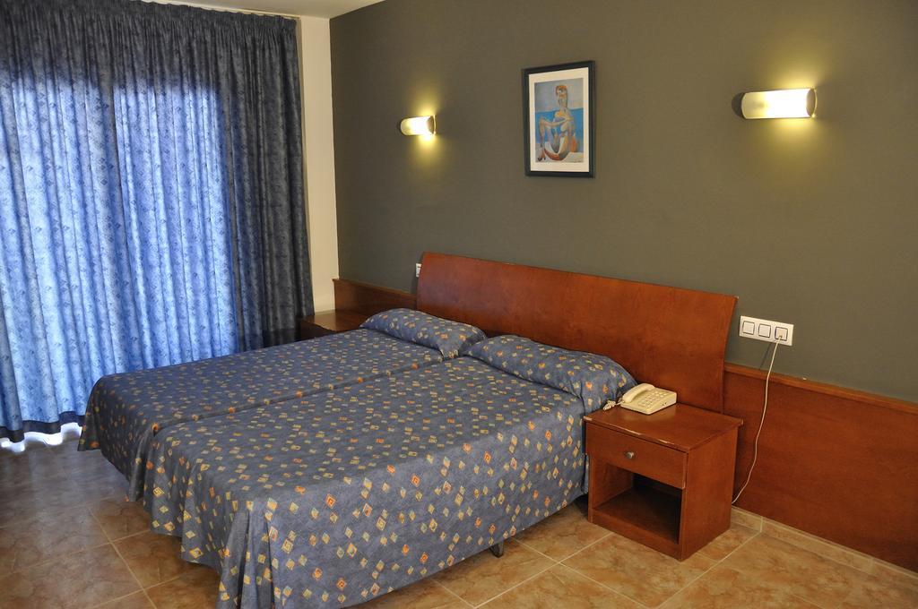 Hotel Cuco بينايدورم المظهر الخارجي الصورة